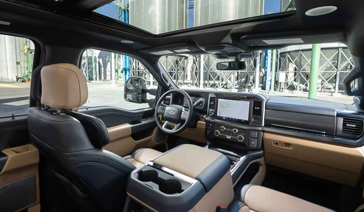 2023 Ford Super Duty 