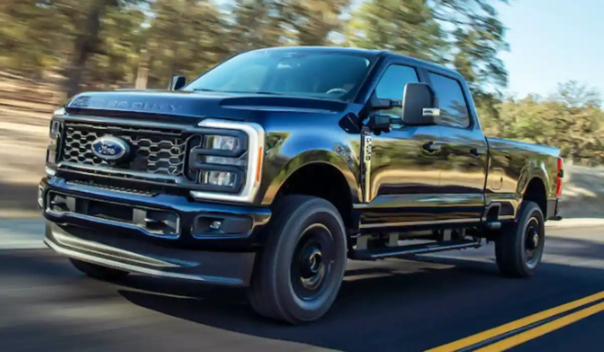2025 Ford F250 is designed to be as efficient as possible without sacrificing performance. 2025 Ford F250