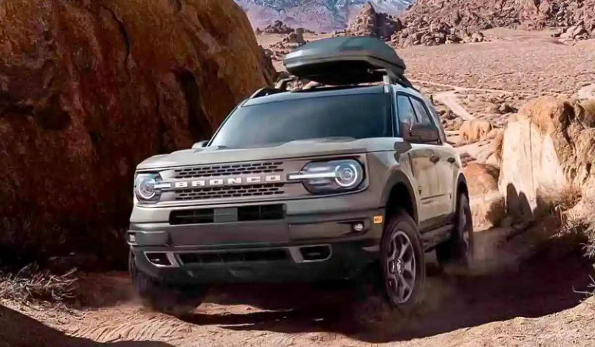 2.0L EcoBoost Engine With Auto Start-Stop Technology, 250 HorsePower 2025 Ford Bronco Spor